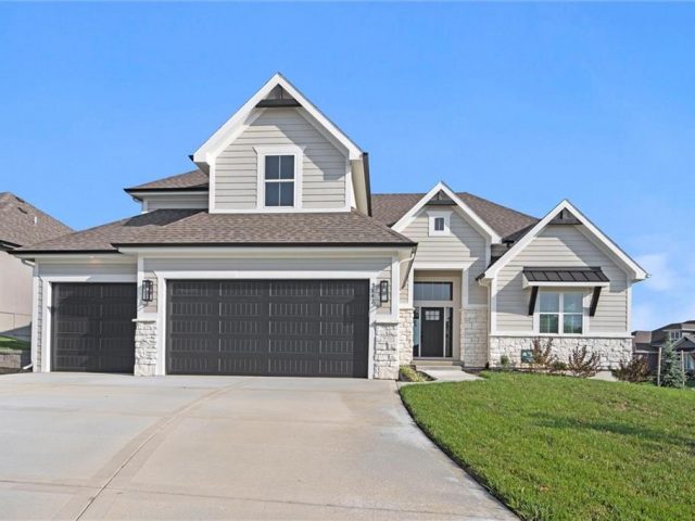 Homes for Sale in Kansas City, MO 64157 | 9842 NE 104th Terrace