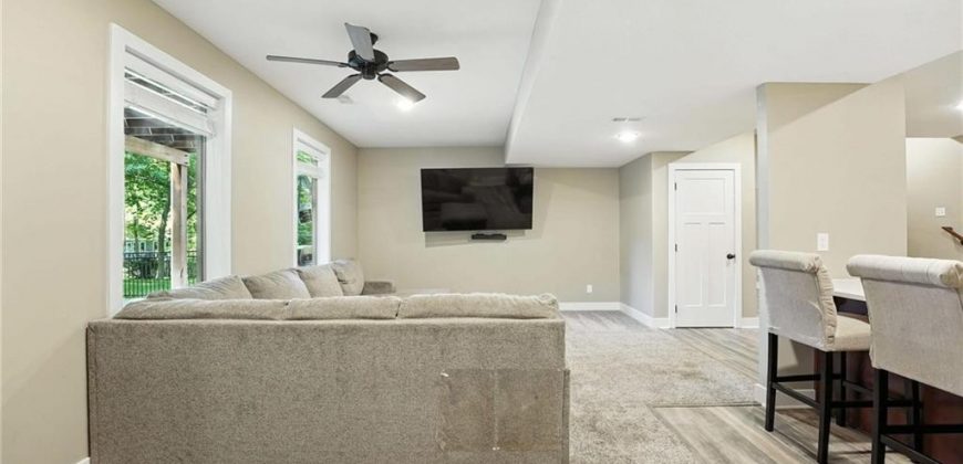 Homes for Sale in Kansas City, MO 64151 | 4215 NW 76th Street