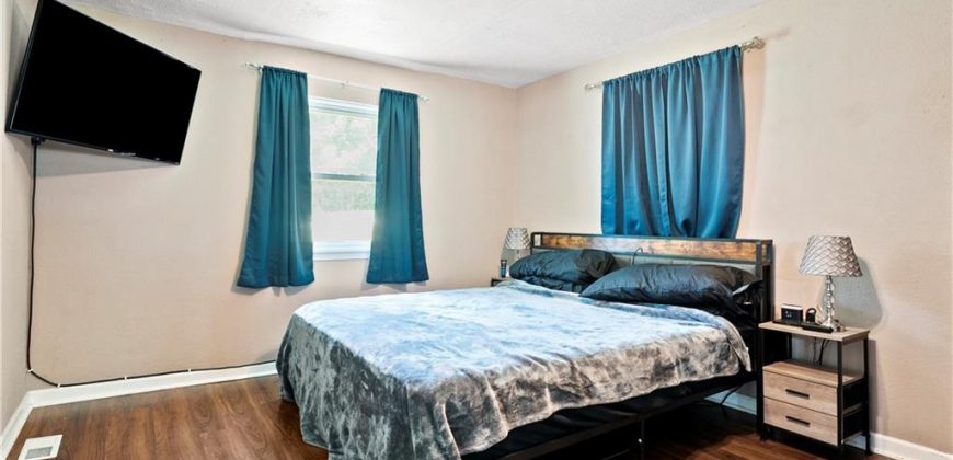 Homes for Sale in Kansas City, MO 64117 | 4611 N Oakley Avenue