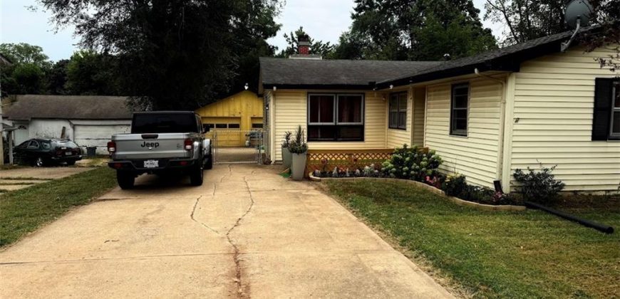 Homes for Sale in Kansas City, MO 64119 | 327 E Longfellow Street