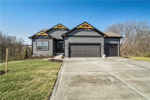 9406-NE-111th-Terrace-mls-2511479-image-1