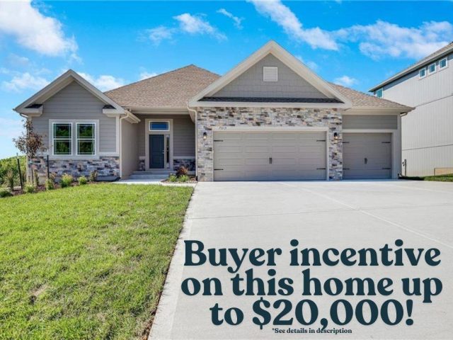 Homes for Sale in Kansas City, MO 64156 | 7015 NE 103rd Street
