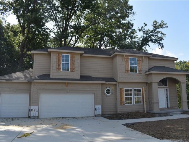Homes for Sale in Kearney, MO 64060 | 1302  Melissa Court