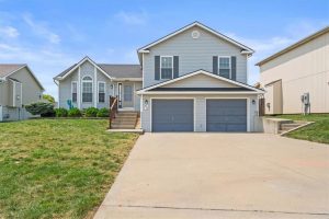 8516-N-Arcola-Avenue-mls-2564589-image-1
