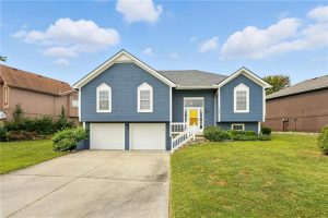 8521-NE-109th-Terrace-mls-2569626-image-1