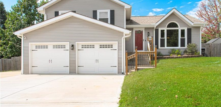 Homes for Sale in Smithville, MO 64089 | 104  Shasta Daisy Drive