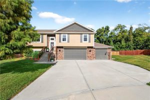 3412-NW-50th-Street-mls-2571870-image-1