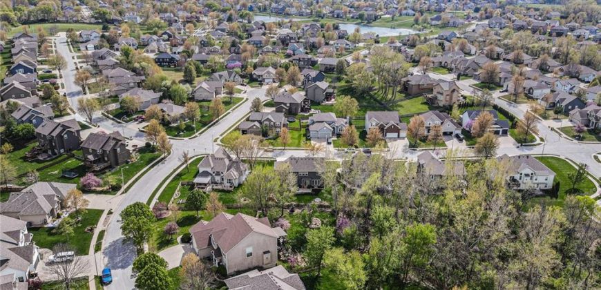 Homes for Sale in Kansas City, MO 64157 | 10612 NE 102ND Terrace