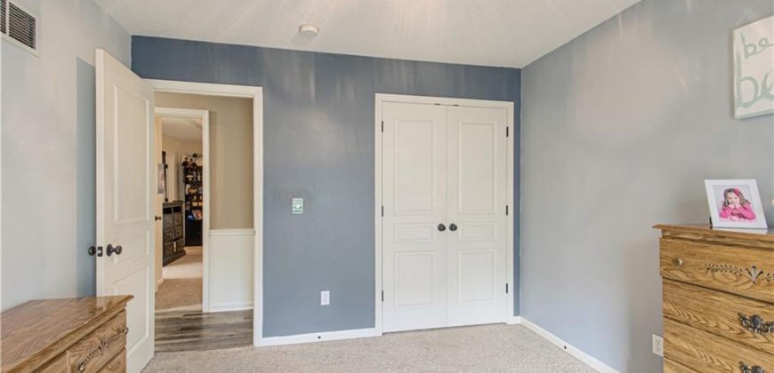 Homes for Sale in Kansas City, MO 64155 | 10927 N Madison Avenue
