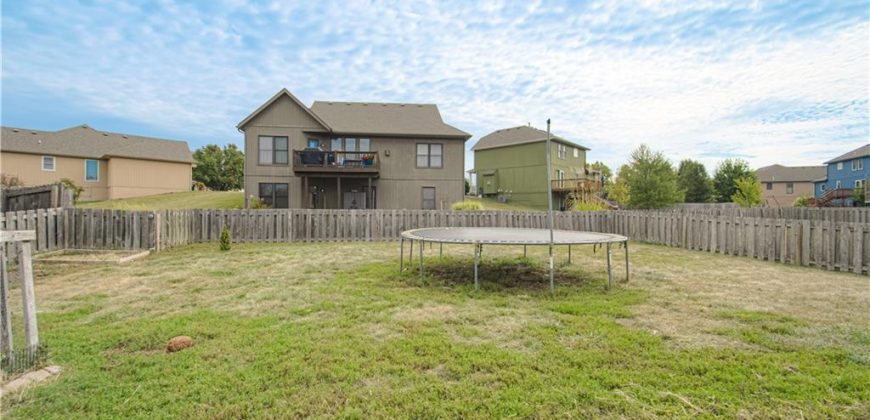 Homes for Sale in Kansas City, MO 64155 | 10927 N Madison Avenue
