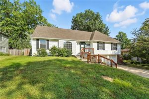 6901-NW-Dawn-Lane-mls-2572488-image-1