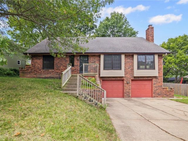 Homes for Sale in Platte City, MO 64079 | 1508  Hale Avenue