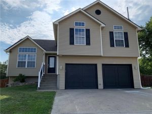 8524-N-Ava-Avenue-mls-2574125-image-1