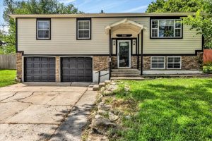 5800-N-Hardesty-Avenue-mls-2574518-image-1