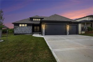 8316-NW-90th-Street-mls-2551535-image-1