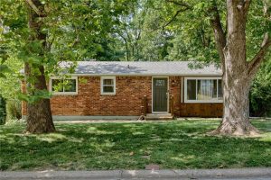 4405-NW-50th-Terrace-mls-2560265-image-1
