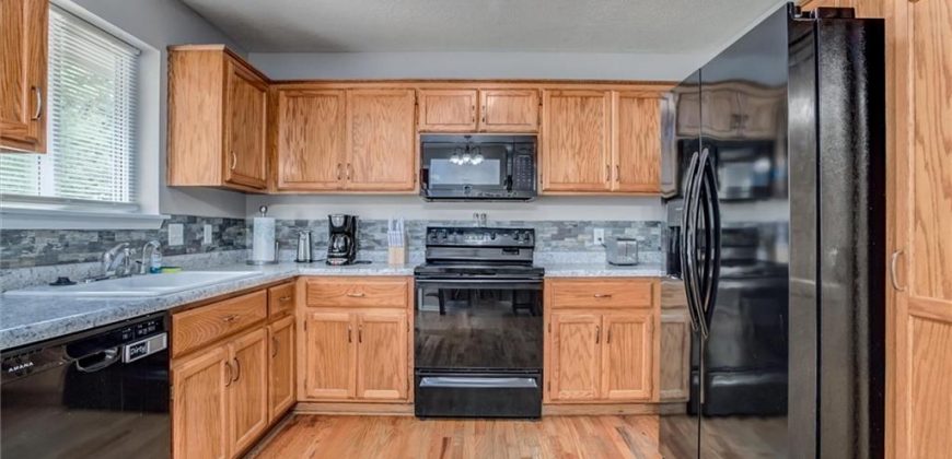 Homes for Sale in Smithville, MO 64089 | 19310  Diamond Lane