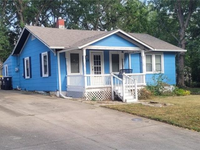 Homes for Sale in Kansas City, MO 64116 | 4617  Kelsey Road