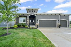10703-N-Fisk-Avenue-mls-2537459-image-1