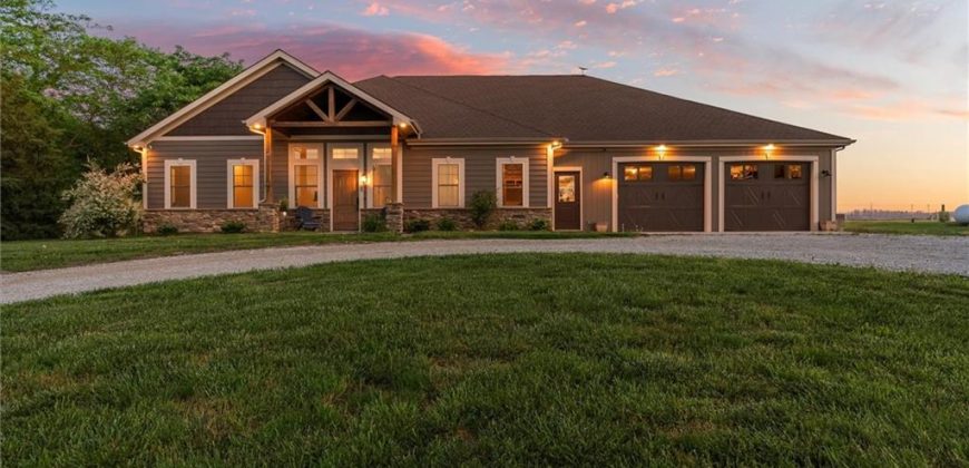 Homes for Sale in Smithville, MO 64492 | 9425 NE 188th Street