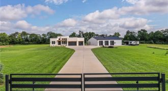 Homes for Sale in Smithville, MO 64089 | 6320 NE 164th Street