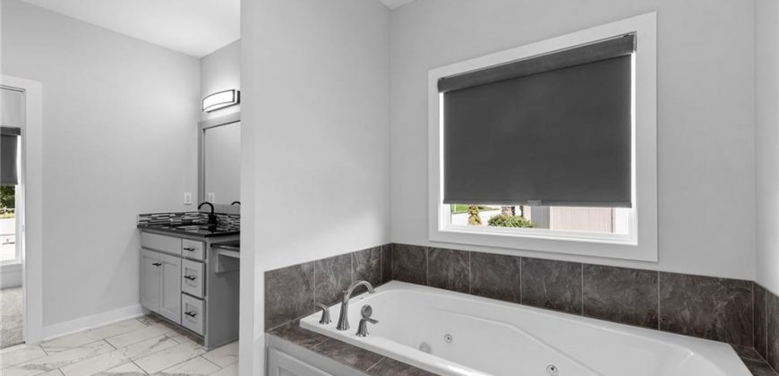 Homes for Sale in Kansas City, MO 64153 | 8115 NW 90th Street