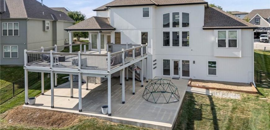 Homes for Sale in Kansas City, MO 64153 | 8115 NW 90th Street