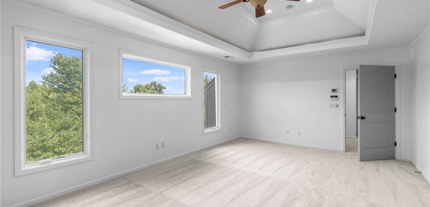 Homes for Sale in Kansas City, MO 64157 | 8919 N Lewis Avenue
