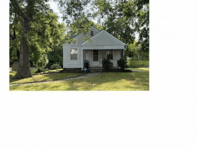 Homes for Sale in Kansas City, MO 64117 | 4013 NE Chaumiere Road