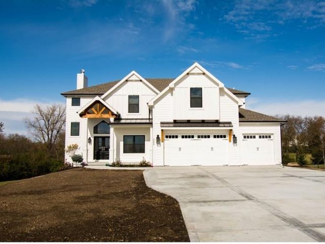 Homes for Sale in Kansas City, MO 64155 | 1020 NW 95th Terrace
