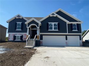 5911-NE-118th-Street-mls-2556409-image-1