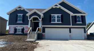 Homes for Sale in Kansas City, MO 64156 | 5911 NE 118th Street