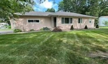 Homes for Sale in Liberty, MO 64068 | 442  Circle Drive