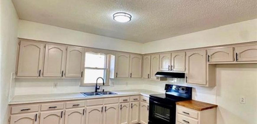 Homes for Sale in Excelsior Springs, MO 64024 | 316  May Street