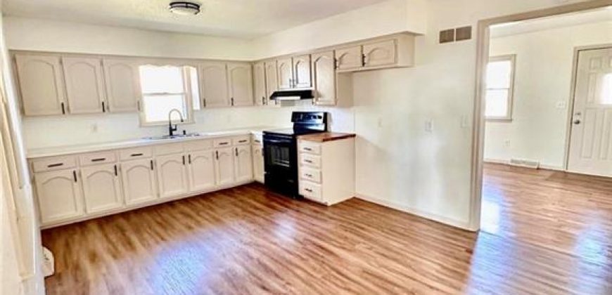 Homes for Sale in Excelsior Springs, MO 64024 | 316  May Street