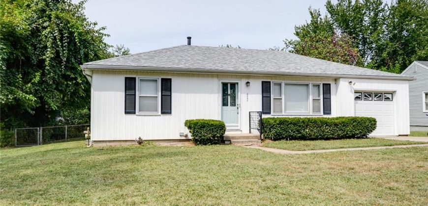 Homes for Sale in Kansas City, MO 64117 | 4246 N Lister Avenue