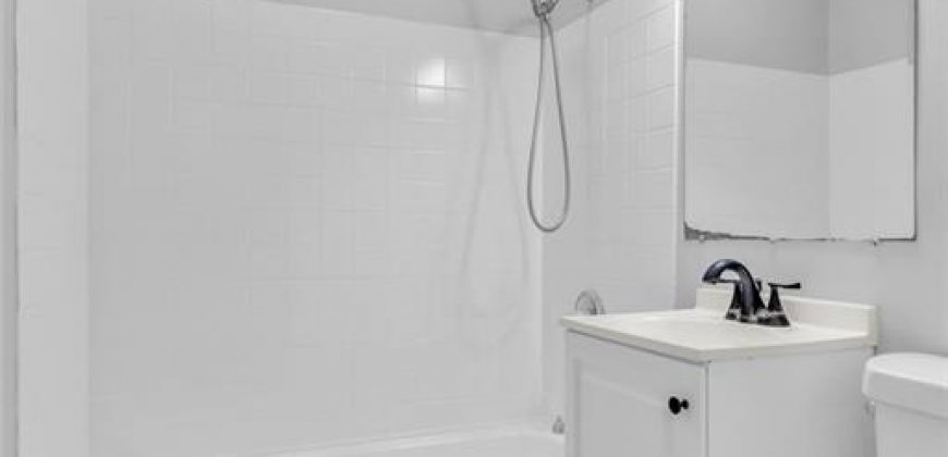 Homes for Sale in Kansas City, MO 64118 | 1620 NW 66th Terrace