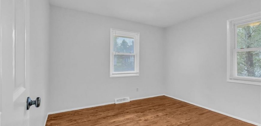 Homes for Sale in Kansas City, MO 64118 | 1620 NW 66th Terrace