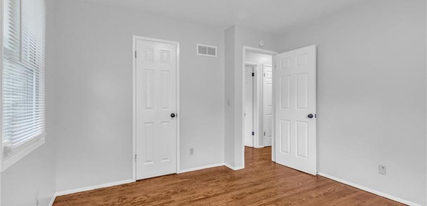 Homes for Sale in Kansas City, MO 64118 | 1620 NW 66th Terrace