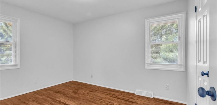 Homes for Sale in Kansas City, MO 64118 | 1620 NW 66th Terrace