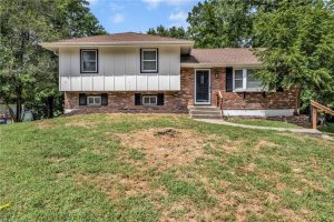 1620-NW-66th-Terrace-mls-2574477-image-1
