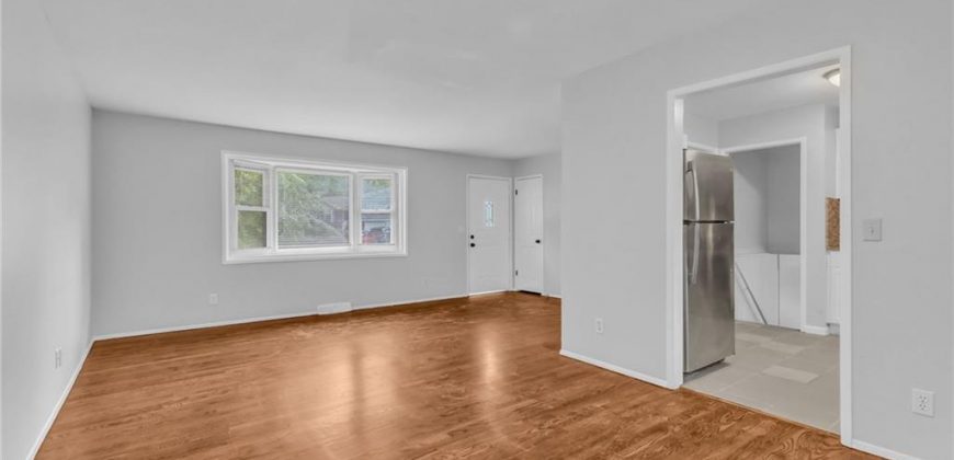 Homes for Sale in Kansas City, MO 64118 | 1620 NW 66th Terrace