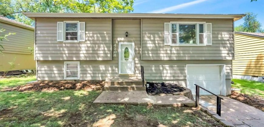 Homes for Sale in Kansas City, MO 64116 | 4204 NE Sunnybrook Lane