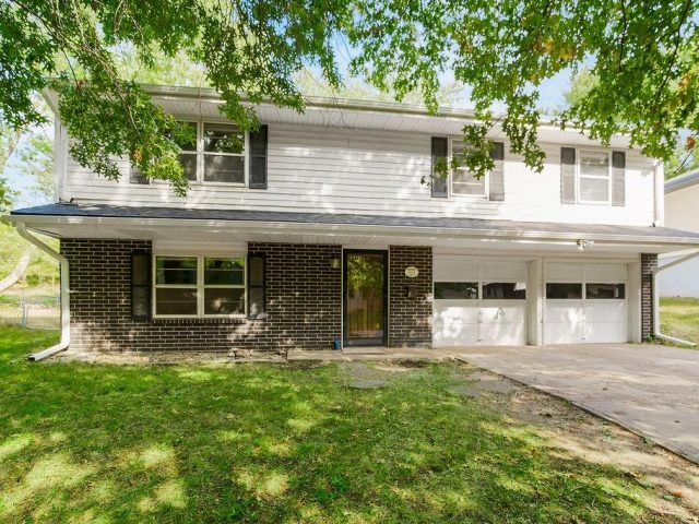 Homes for Sale in Kansas City, MO 64119 | 5641 N Tullis Avenue