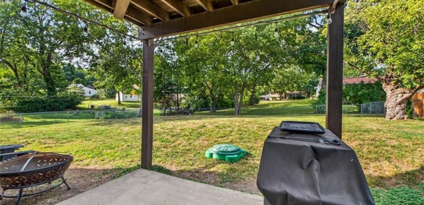 Homes for Sale in Kansas City, MO 64118 | 246 NE 82nd Street