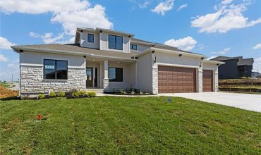 Homes for Sale in Kearney, MO 64060 | 13600 NE 114th Place