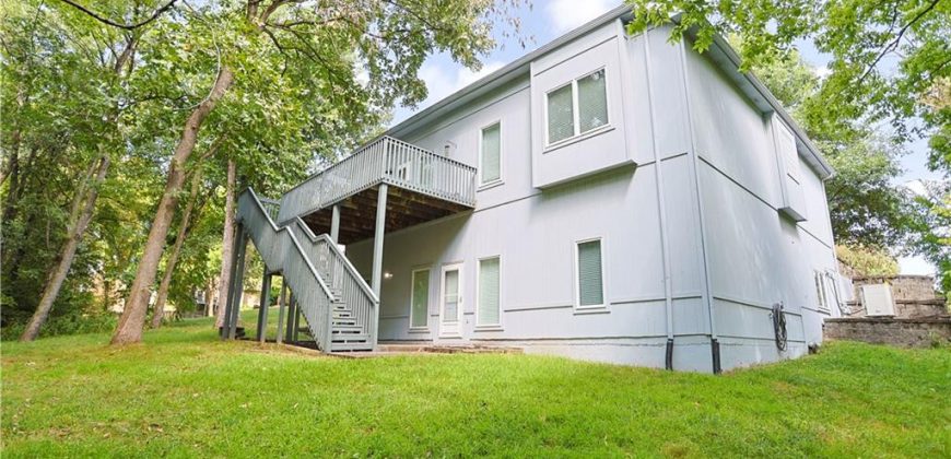 Homes for Sale in Kansas City, MO 64157 | 10900 & 10901 N Oxford Avenue
