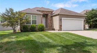 Homes for Sale in Liberty, MO 64068 | 194  Camelot Drive