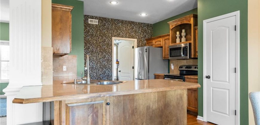 Homes for Sale in Kansas City, MO 64157 | 10930 N Randolph Avenue