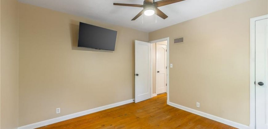 Homes for Sale in Kansas City, MO 64119 | 3008 NE 54th Street